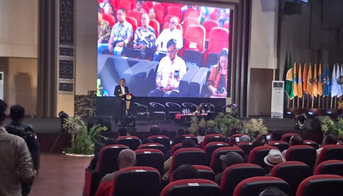 Tingkat Kepuasan Masyarakat, Melki-Johni Diskusi Publik Kinerja Dalam Satu tahun Memimpin NTT.