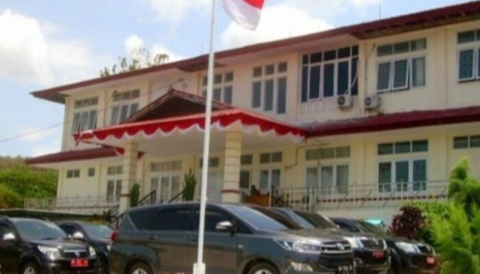 Asal Copot Perangkat Desa, Pemda Malaka Dinilai Belum Tegas Tindak Pj Kades Lorotolus