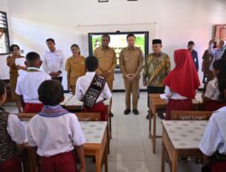 Wali Kota Kupang Christian Widodo Dorong Revitalisasi Sekolah Saat Dampingi Mendikdasmen di NTT