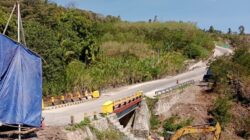 PPK Akui Tiang Jembatan Mamlasi Retak, Muncul Pertanyaan soal Mutu Konstruksi dan Pelaksana Proyek 2011